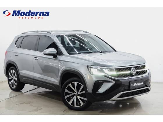 VOLKSWAGEN TAOS 1.4 250 TSI TOTAL FLEX HIGHLINE AUTOMÁTICO